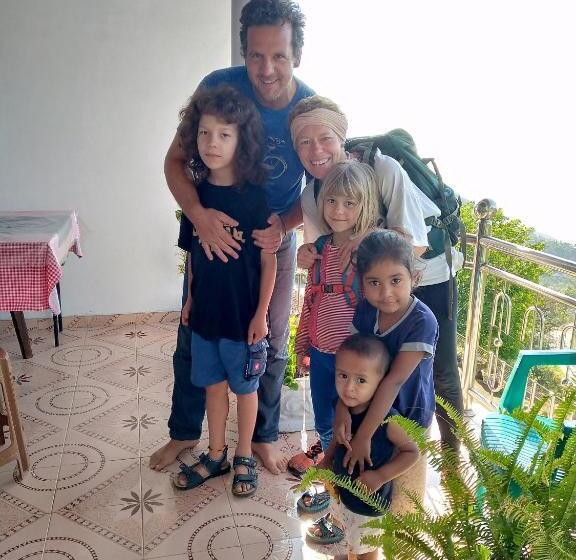 Pensiune The Bawa S Guest House