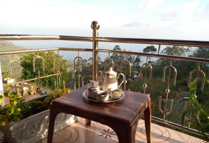 Pensiune The Bawa S Guest House