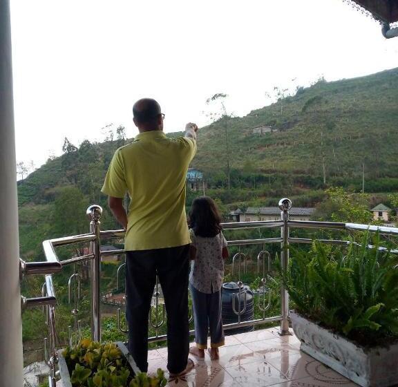 Pensiune The Bawa S Guest House