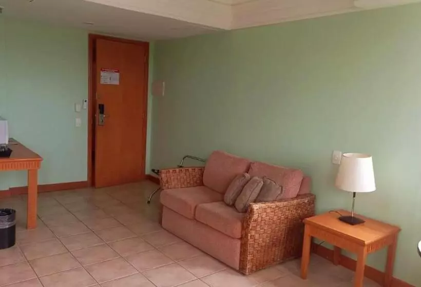 Tropical Executive Hotel Apt 606