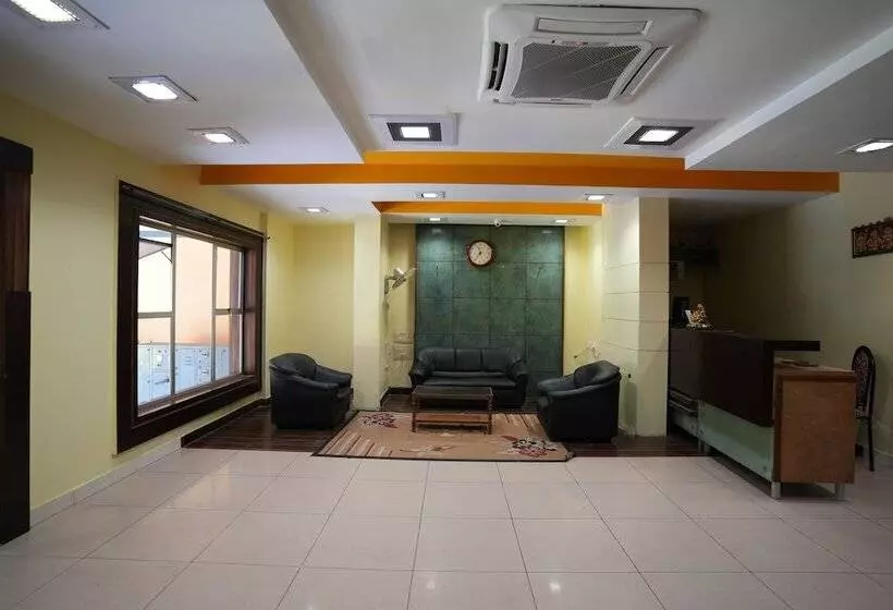 Vivelaa Hotels And Restobar