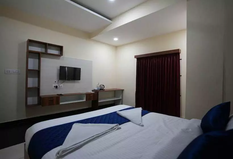 Vivelaa Hotels And Restobar