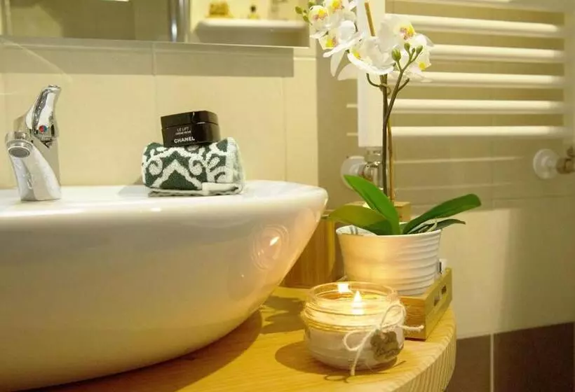 تختخواب و صبحانه La Dimora Del Monastero Bed&breakfast