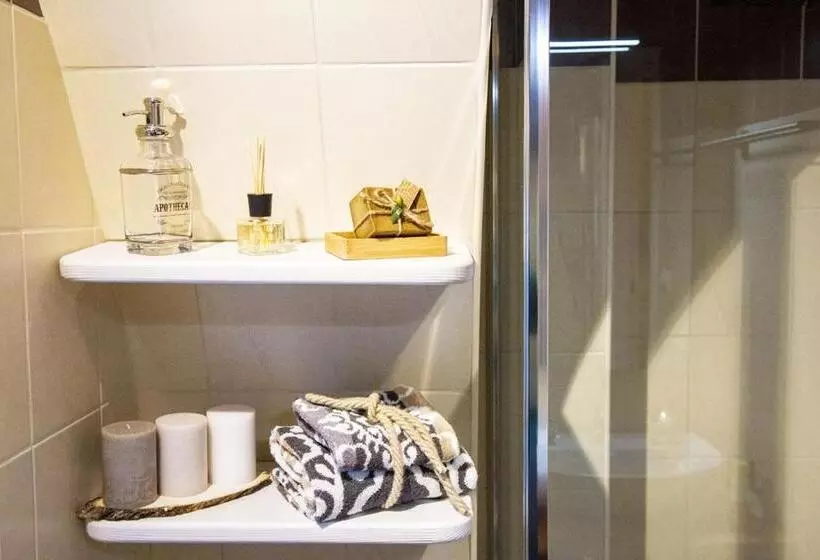 تختخواب و صبحانه La Dimora Del Monastero Bed&breakfast