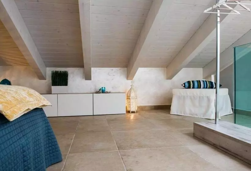 تختخواب و صبحانه La Dimora Del Monastero Bed&breakfast