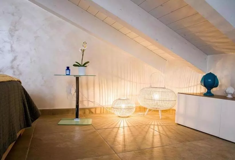 تختخواب و صبحانه La Dimora Del Monastero Bed&breakfast