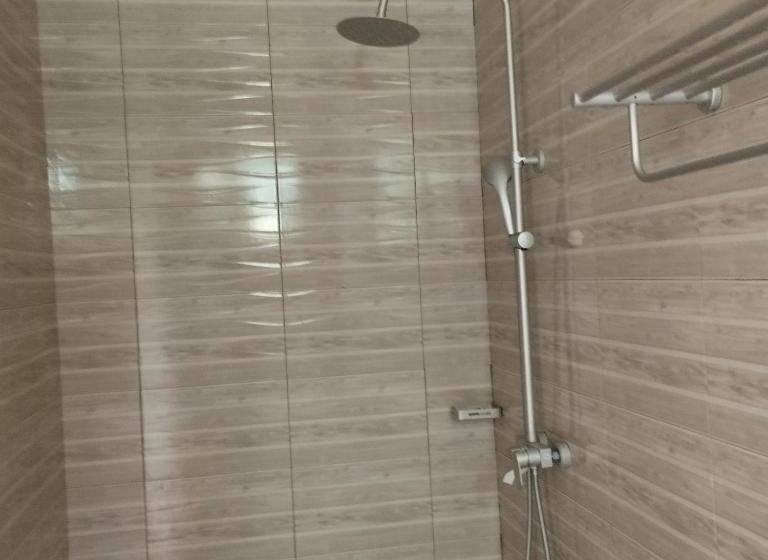 ベッドアンドブレックファースト The Golden Shower Lodge