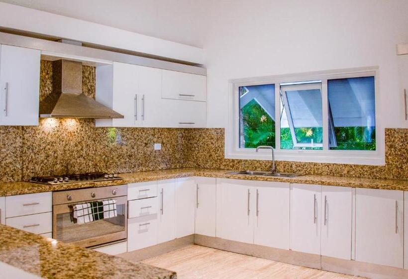 تختخواب و صبحانه Villa Bikini