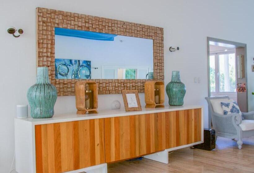 تختخواب و صبحانه Villa Bikini