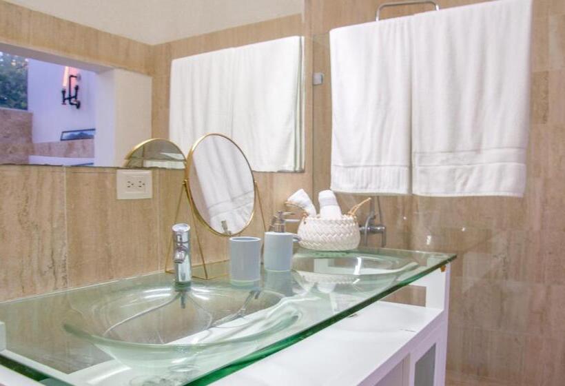 تختخواب و صبحانه Villa Bikini