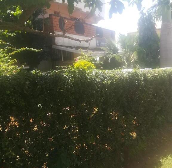 هتل Alwali Guest House