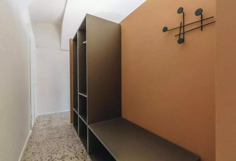 هتل Foresteria Il Voltone