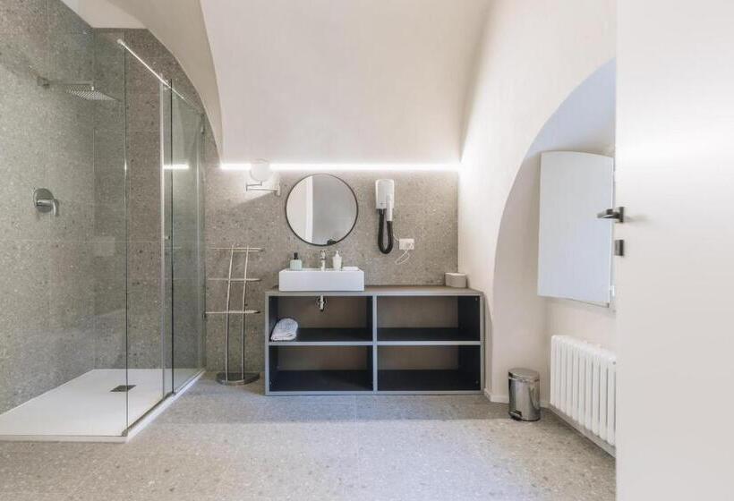 هتل Foresteria Il Voltone