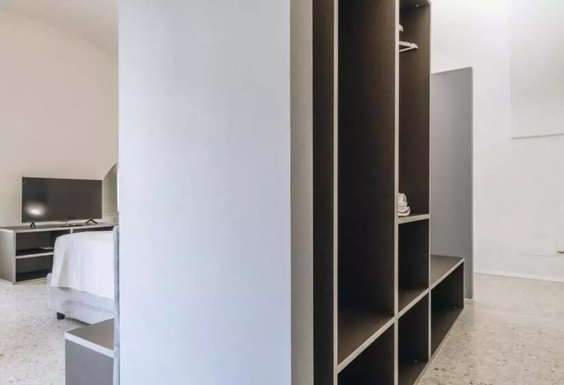 هتل Foresteria Il Voltone