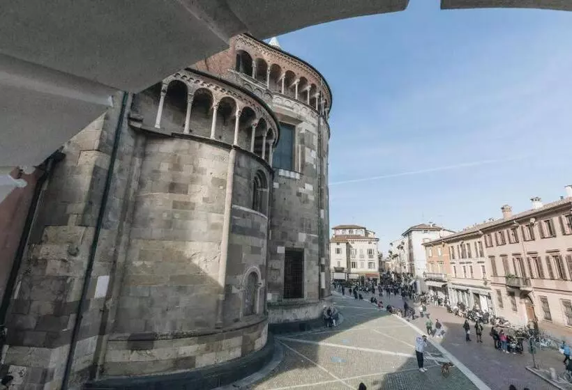 هتل Foresteria Il Voltone