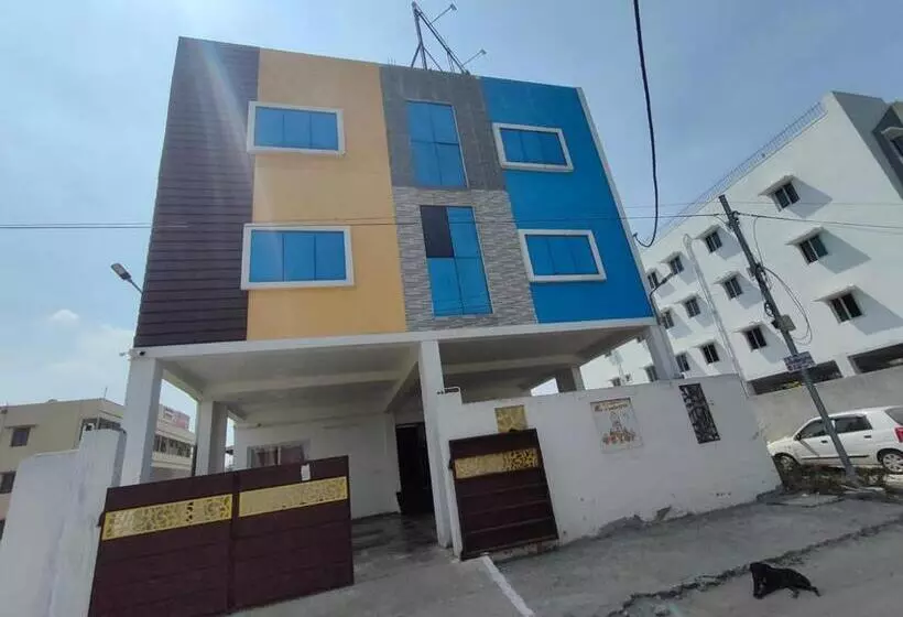 Hotelli New Cresent Park