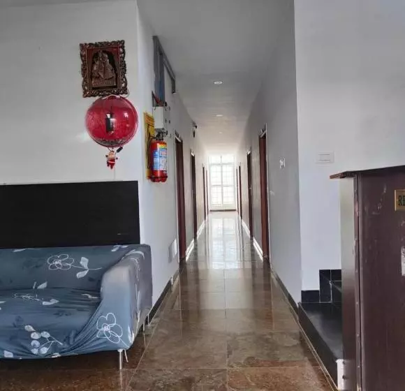 Hotelli New Cresent Park