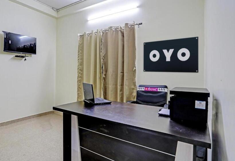 ホテル Oyo Flagship P S