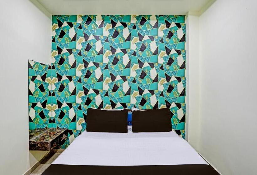 ホテル Oyo Flagship P S