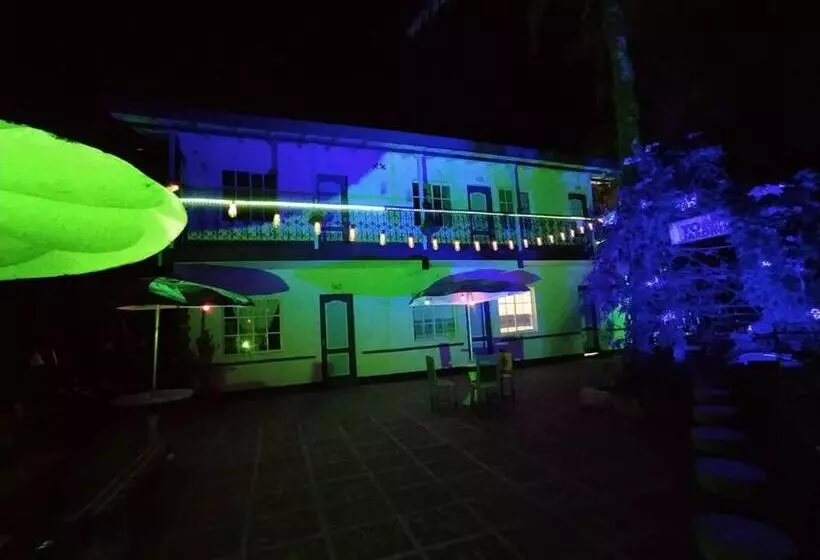 ホテル Rural Jardín
