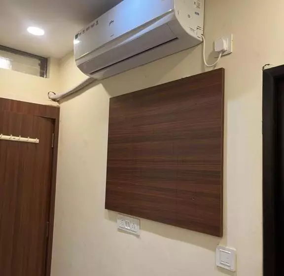 ホテル Shivganga Guest House