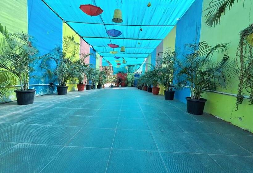 בית מלון כפרי Sukoon Natural Farm