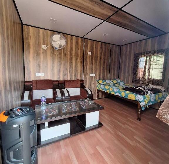 בית מלון כפרי Sukoon Natural Farm