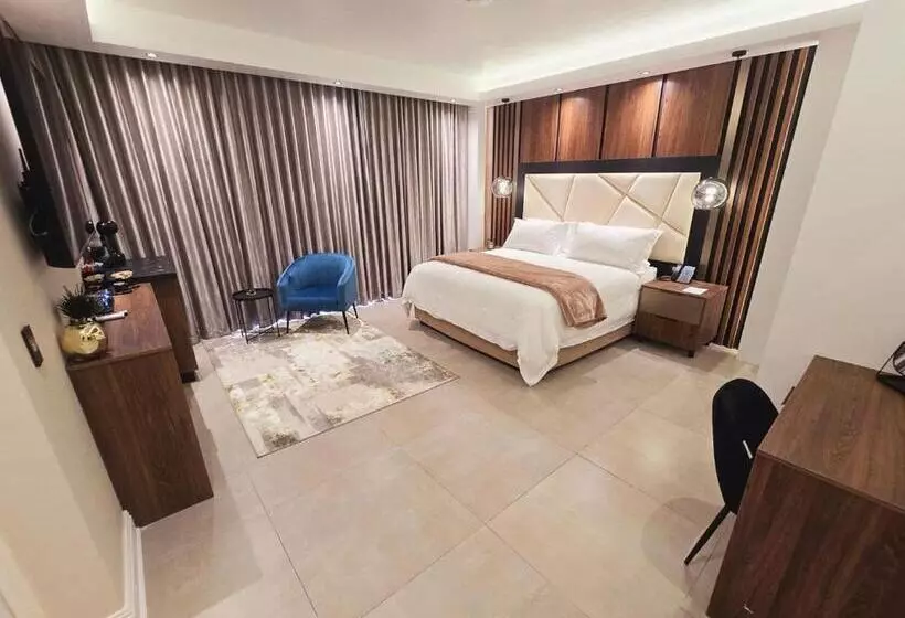 Hotelli Villa Reis   The Villa Of Kings