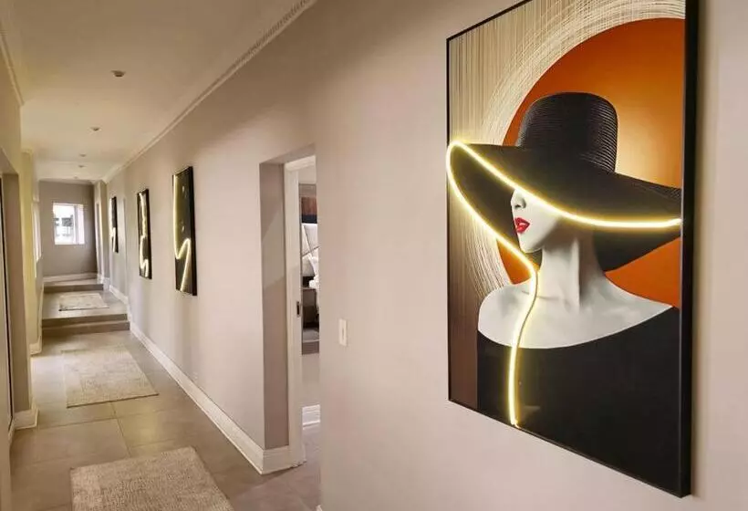 Hotelli Villa Reis   The Villa Of Kings