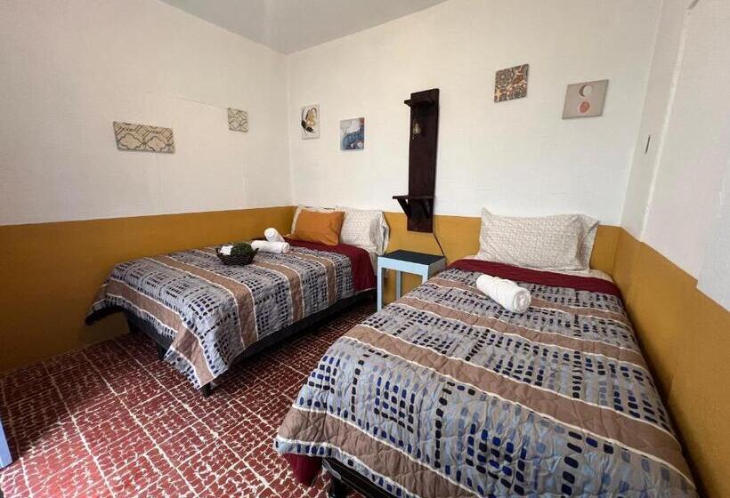 پانسیون Casa Del Viajero Antigua