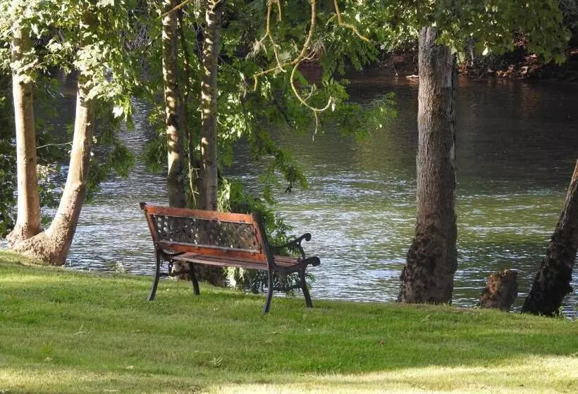 Majatalo Le Moulin De Chamouilley