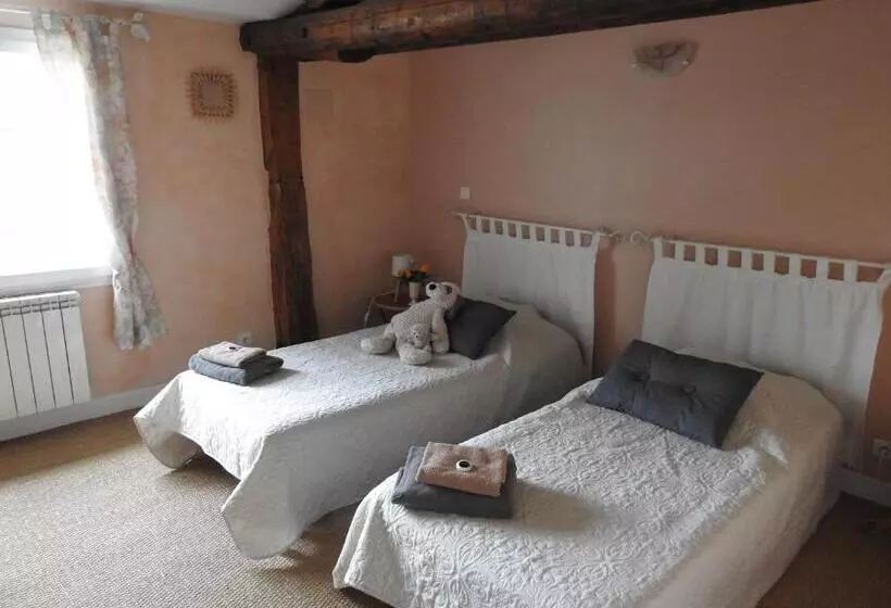 Majatalo Le Moulin De Chamouilley