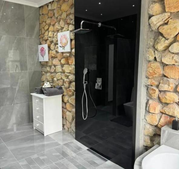 بنسيون Lovemore Escape