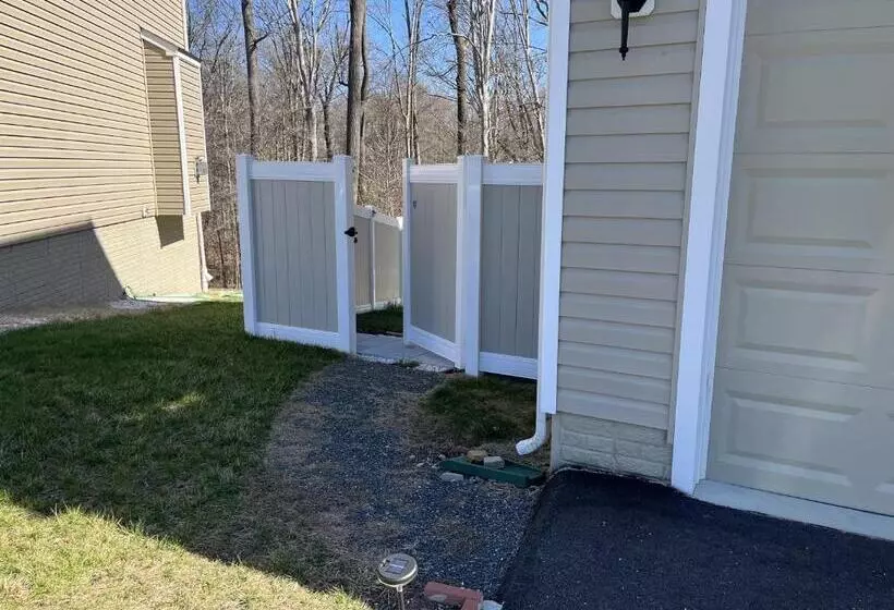 ペンション Luxurious Basement Guest Suite In Elkridge