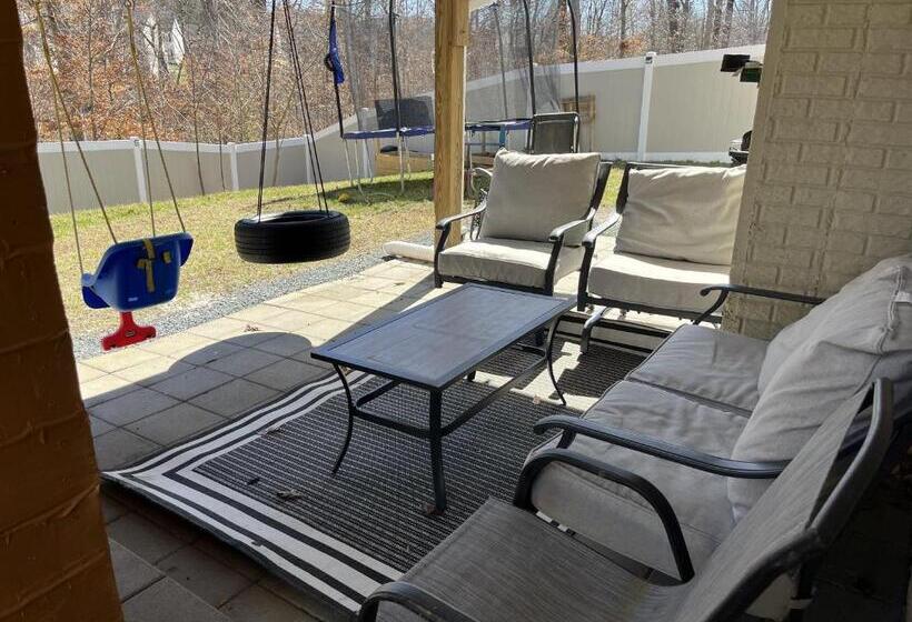 פנסיון Luxurious Basement Guest Suite In Elkridge