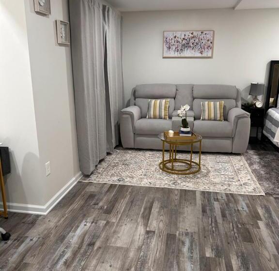 פנסיון Luxurious Basement Guest Suite In Elkridge