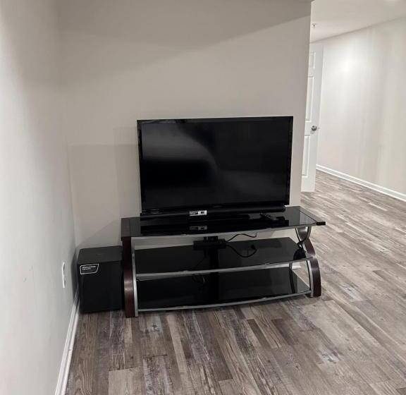 פנסיון Luxurious Basement Guest Suite In Elkridge