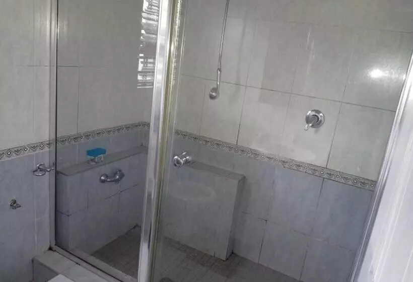 پانسیون Pearl Guest House Kempton Park