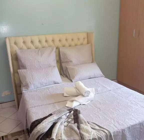 پانسیون Pearl Guest House Kempton Park