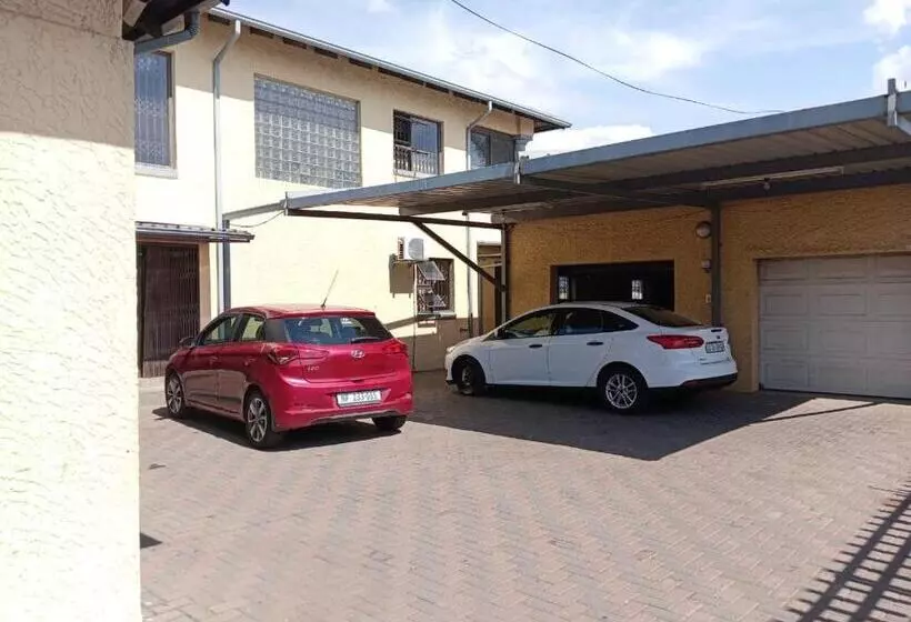 پانسیون Pearl Guest House Kempton Park