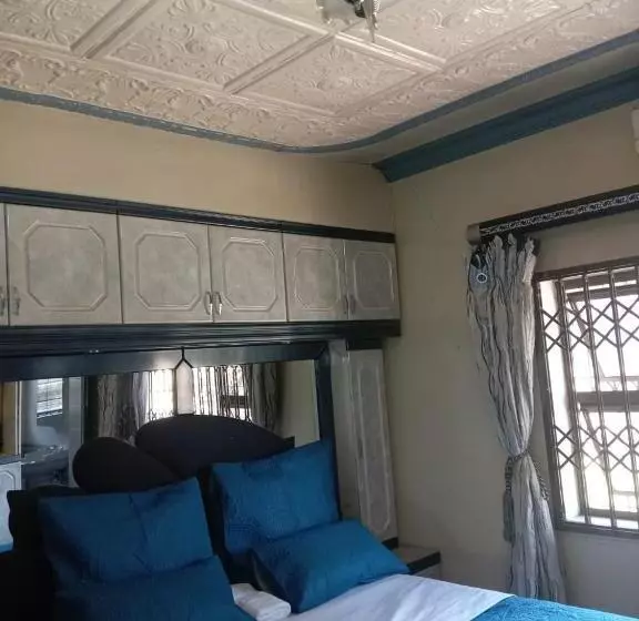 پانسیون Pearl Guest House Kempton Park