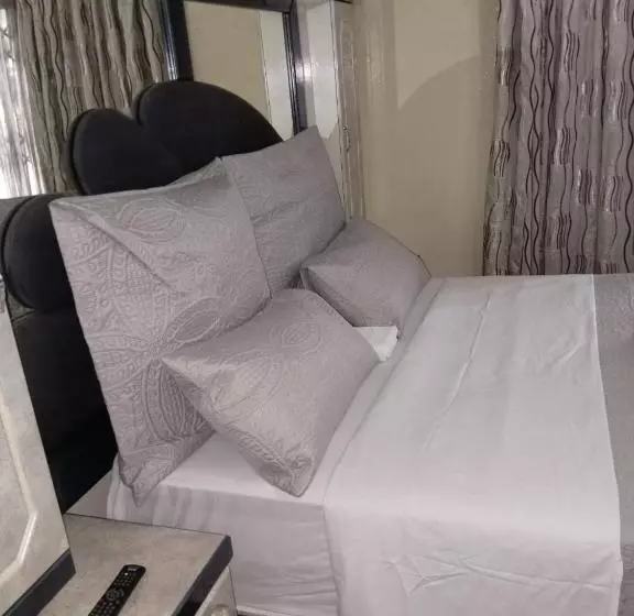 پانسیون Pearl Guest House Kempton Park
