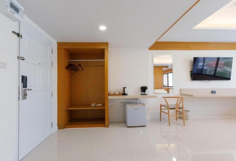 River Hotel The Outstanding Venues Nakhon Pathom