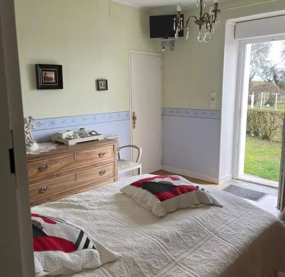 ベッドアンドブレックファースト Chambre D Hôtes Lacapelle Del Fraisse