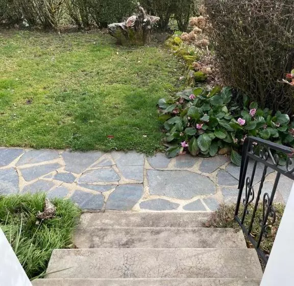 ベッドアンドブレックファースト Chambre D Hôtes Lacapelle Del Fraisse