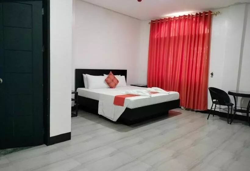 E & F Condotel