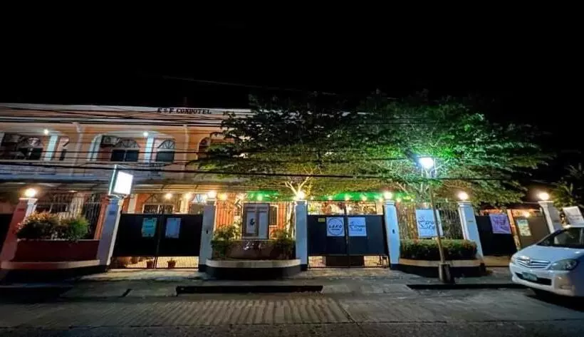 E & F Condotel