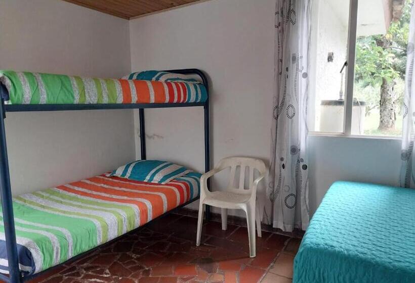 בית מלון כפרי Club Campestre El Bosque