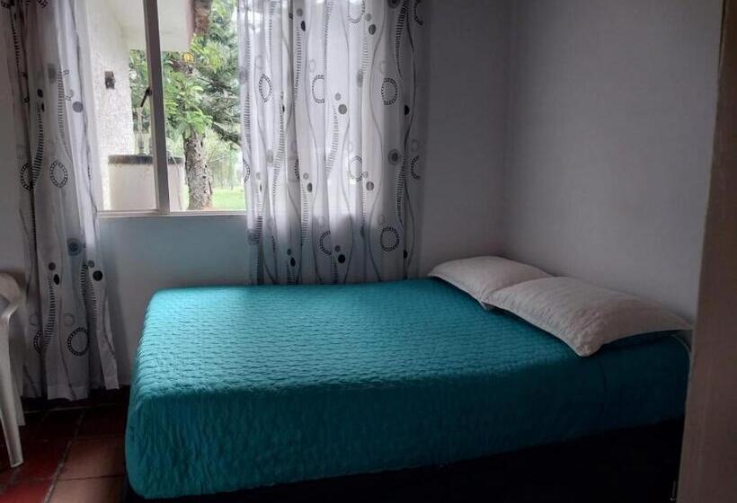 בית מלון כפרי Club Campestre El Bosque