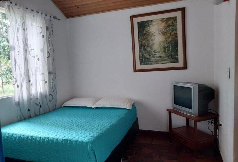 בית מלון כפרי Club Campestre El Bosque